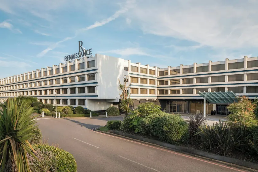 Renaissance London Heathrow Hotel - Image 1