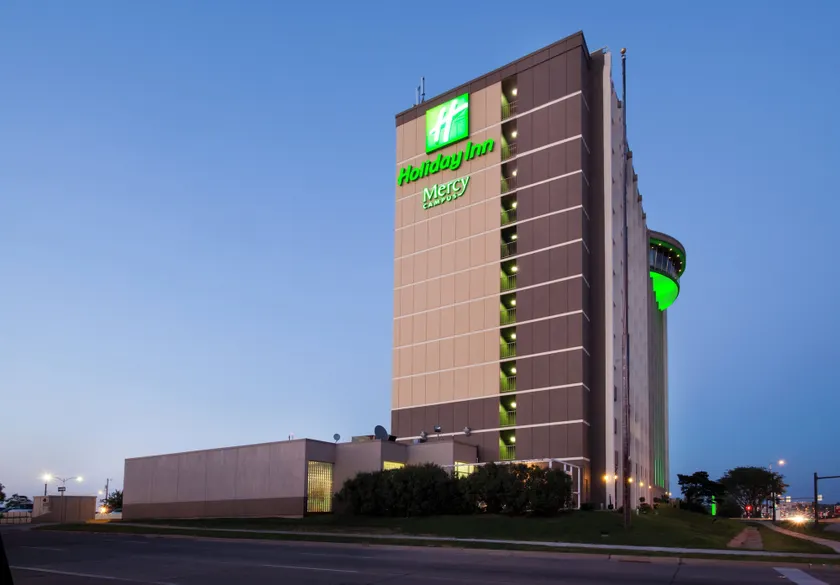 Holiday Inn Des Moines-Downtown-Mercy Campus by IHG - Image 1