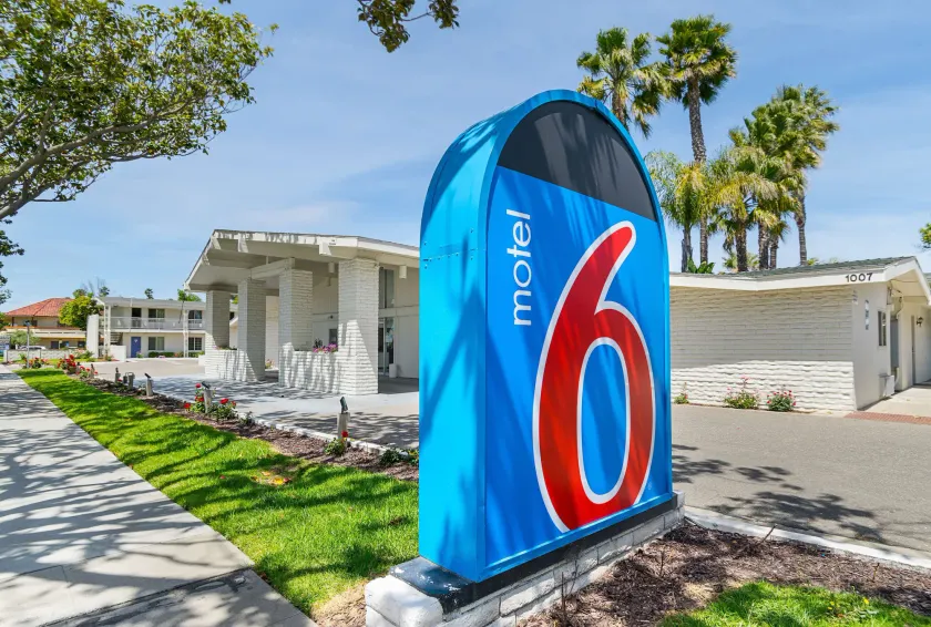 Motel 6-Santa Maria, CA - South - Image 1