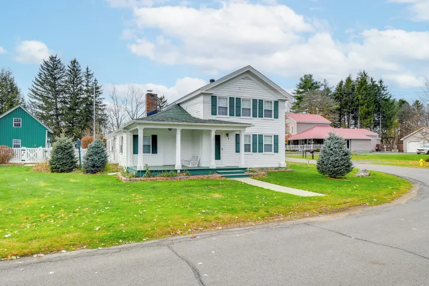 5 Mi to Lake Ontario: Mexico Home w/ Seasonal Pool - Image 1