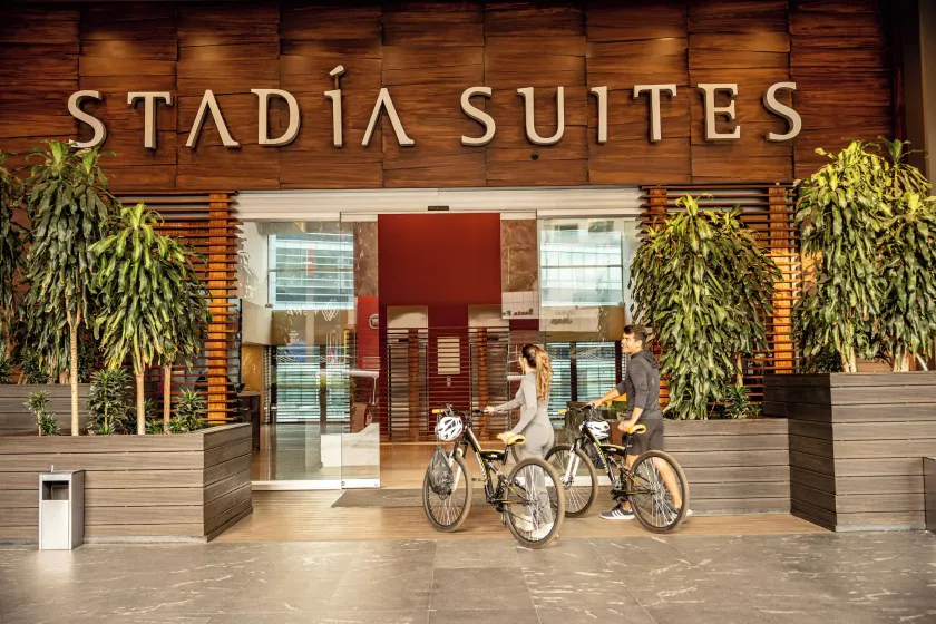 Stadia Suites Mexico City Santa Fe - Image 1