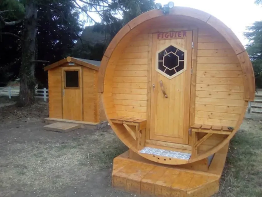 LES TONNEAUX DE L'EURE LOGEMENT INSOLITE - Image 1