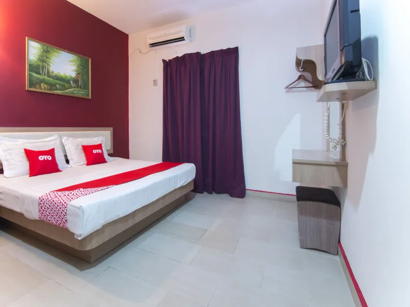 Valley View Hotel - Image 1