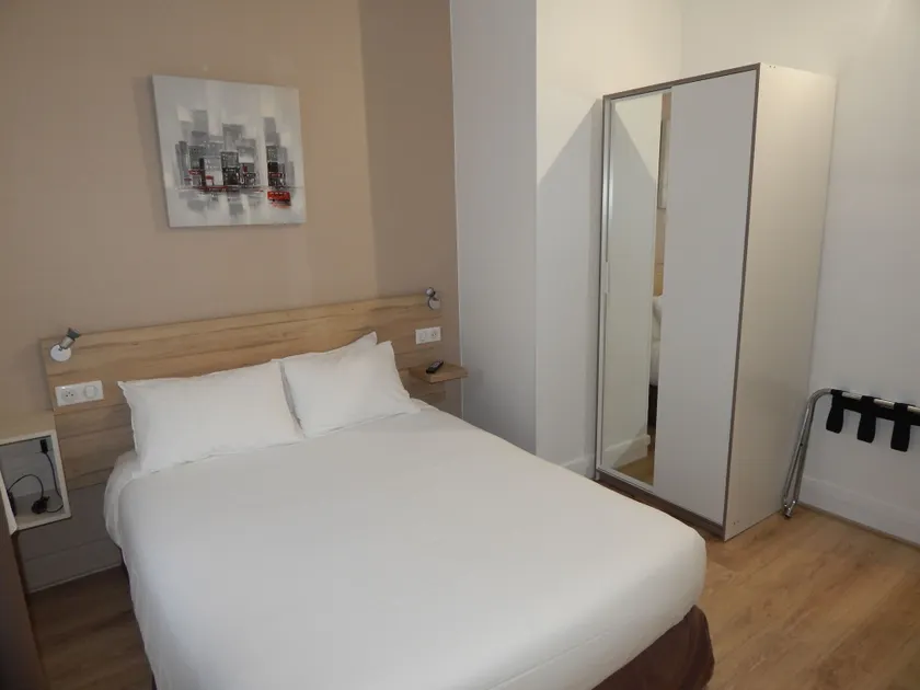 Hôtel Rouen Alba - Image 1