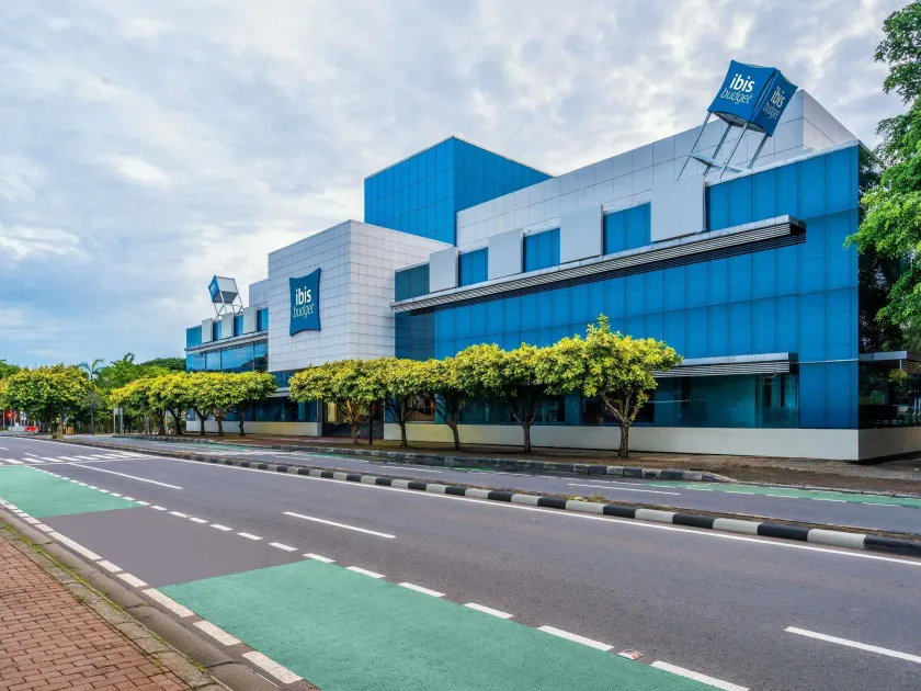 Ibis Budget Jakarta Menteng - Image 1
