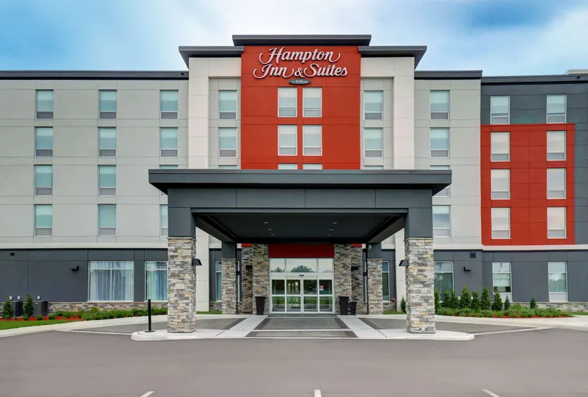 Hampton Inn & Suites by Hilton Belleville - Image 1