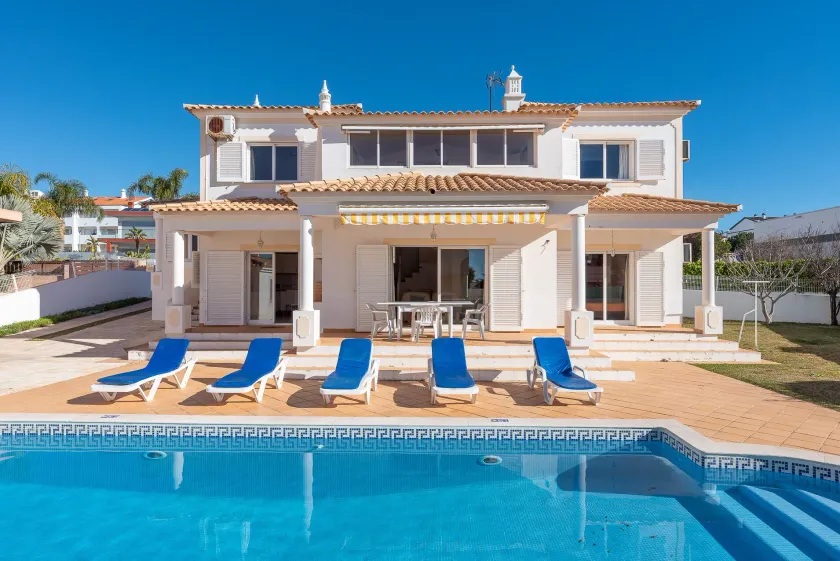 Villa nära Gale Beach med privat pool - Image 1
