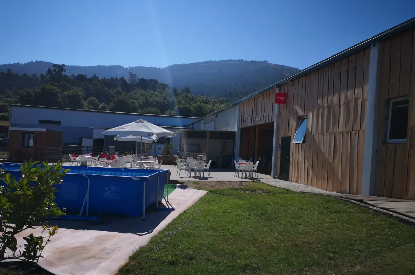 Crucesinn Albergue - Hostel - Image 1