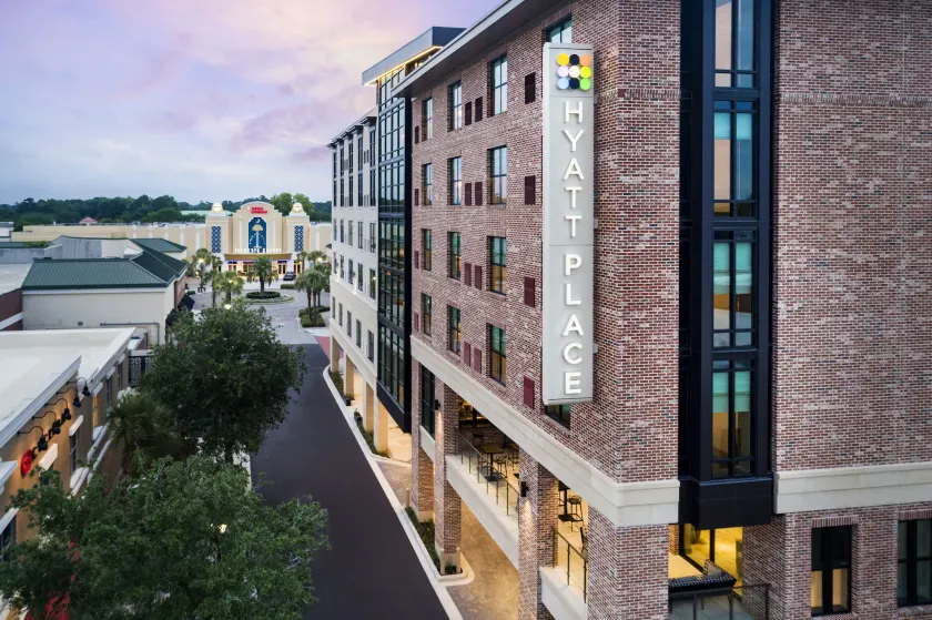 Hyatt Place Mount Pleasant Towne Centre - Image 1
