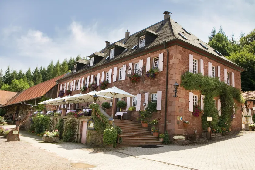Landhotel der Schafhof Amorbach - Image 1