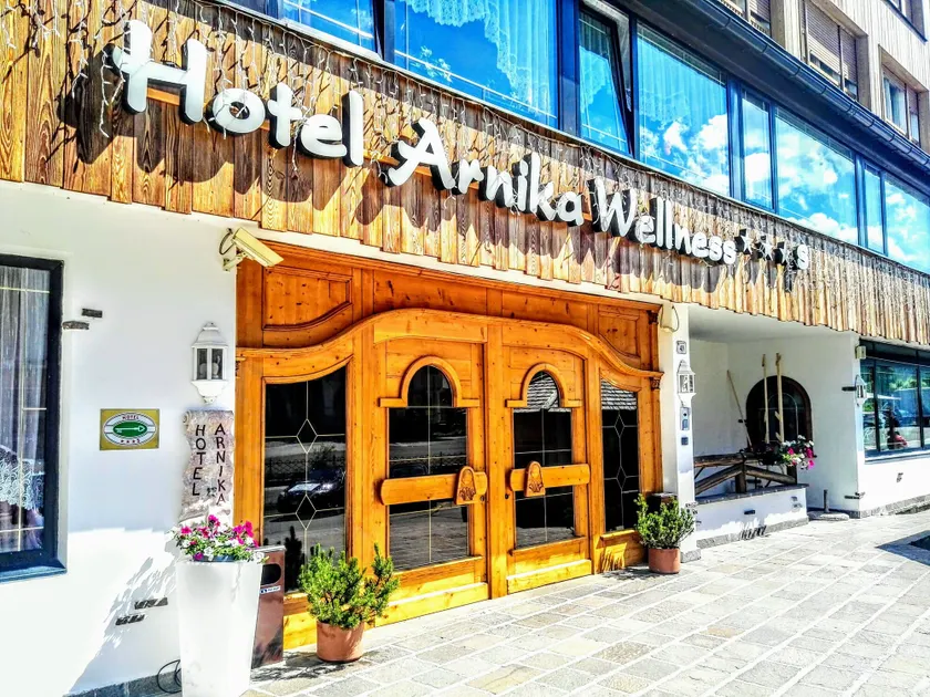 Hotel Arnika Wellness - Image 1