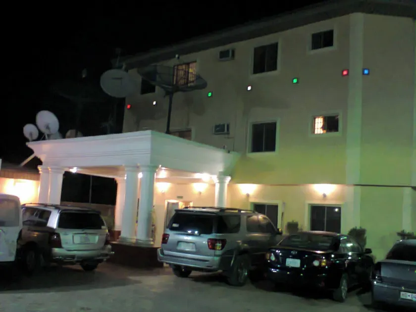 Exclusive Isno Hotel  - Image 1