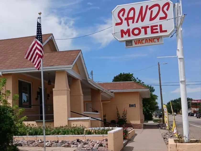 Sands Motel  - Image 1