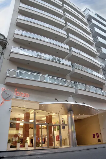 Icaro Suites - Image 1