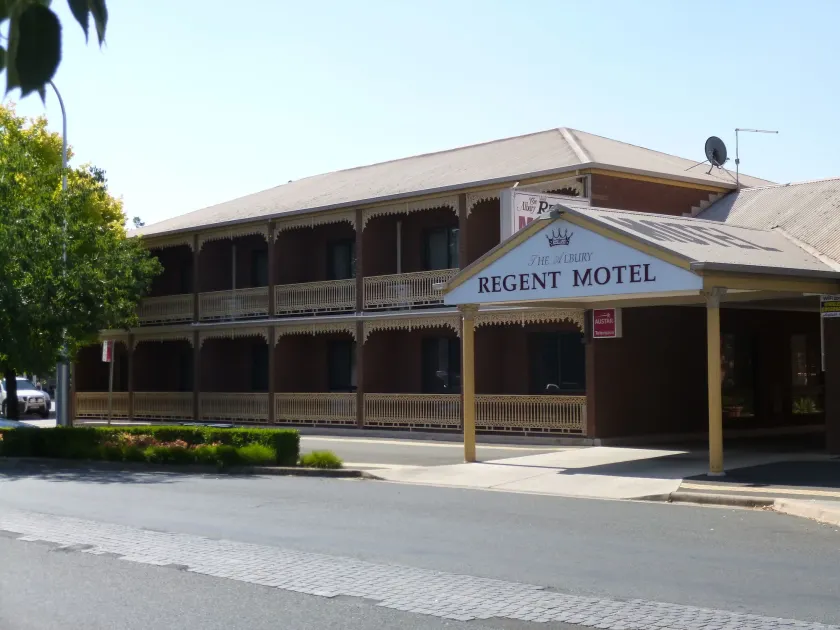 Albury Regent Motel - Image 1