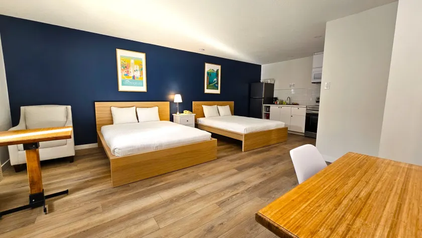 Cloud 9 Inn - Image 1