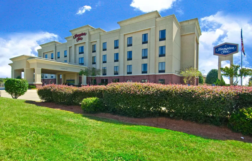 Hampton Inn Canton - Image 1