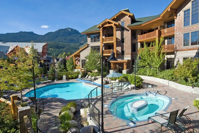 First Tracks Lodge, by Lodging Ovations - Image 1