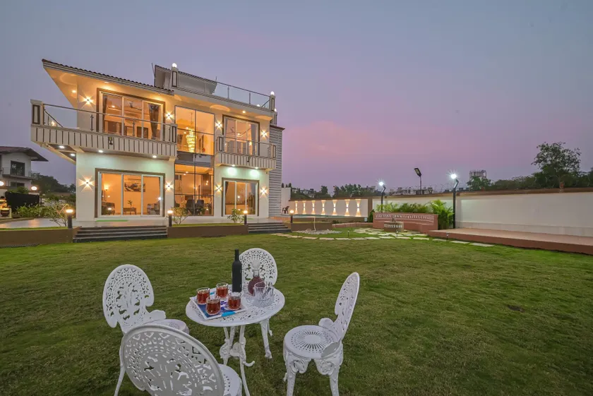 Vivanta Villa - Image 1