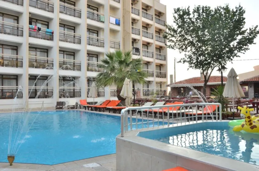 Esat Otel - Image 1