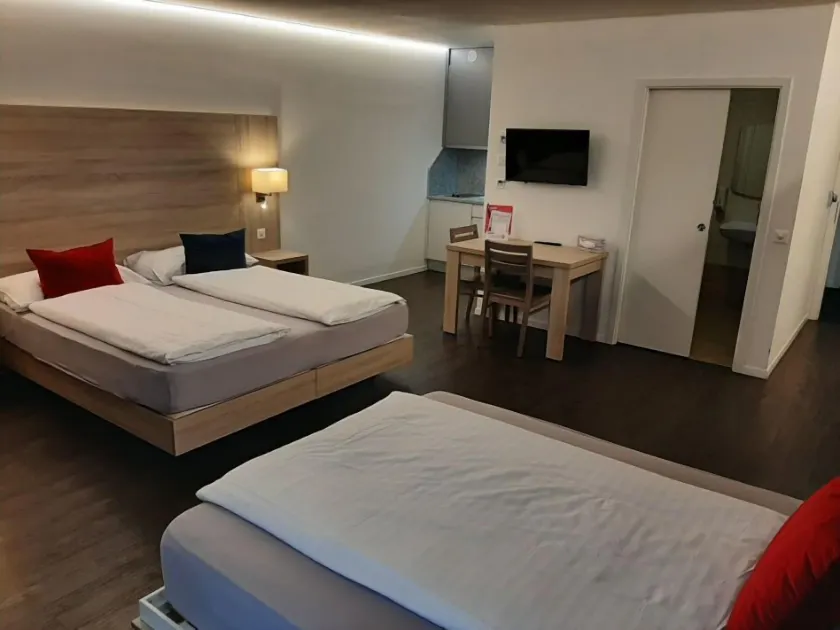 Wego Hotel - Image 1