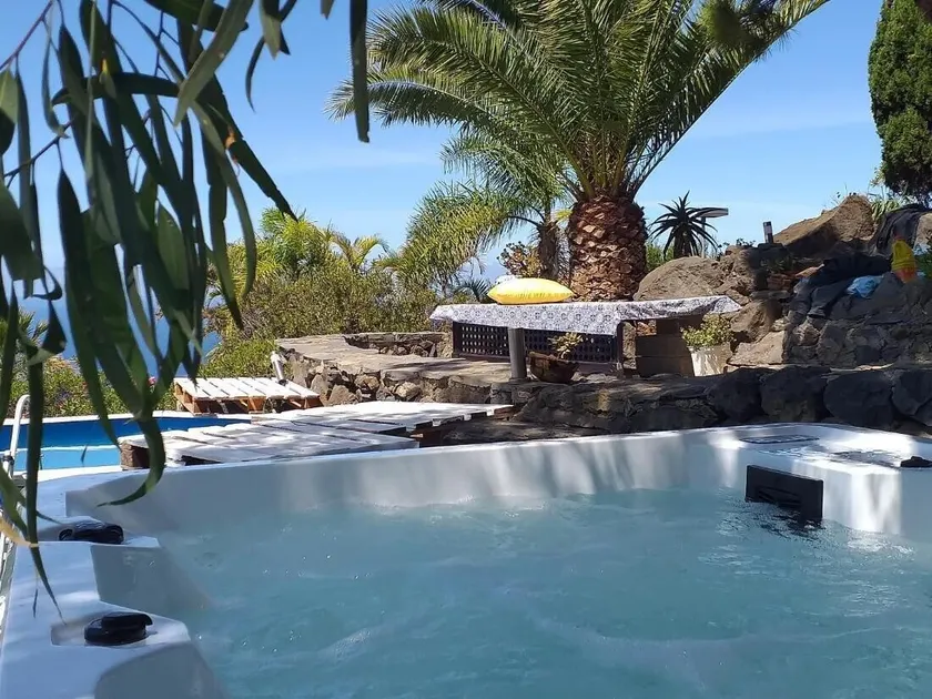 Zen Republic Villa Vista mar - Image 1