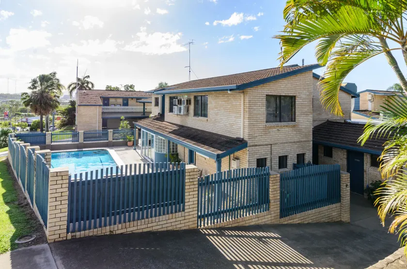 Gladstone Palms Motor Inn - Image 1