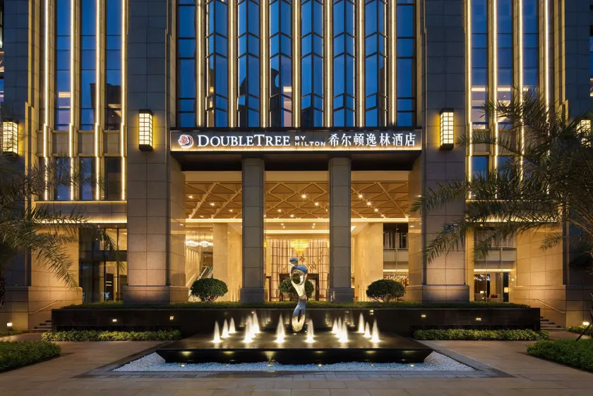 DoubleTree by Hilton Hotel Xiamen - Haicang - Image 1