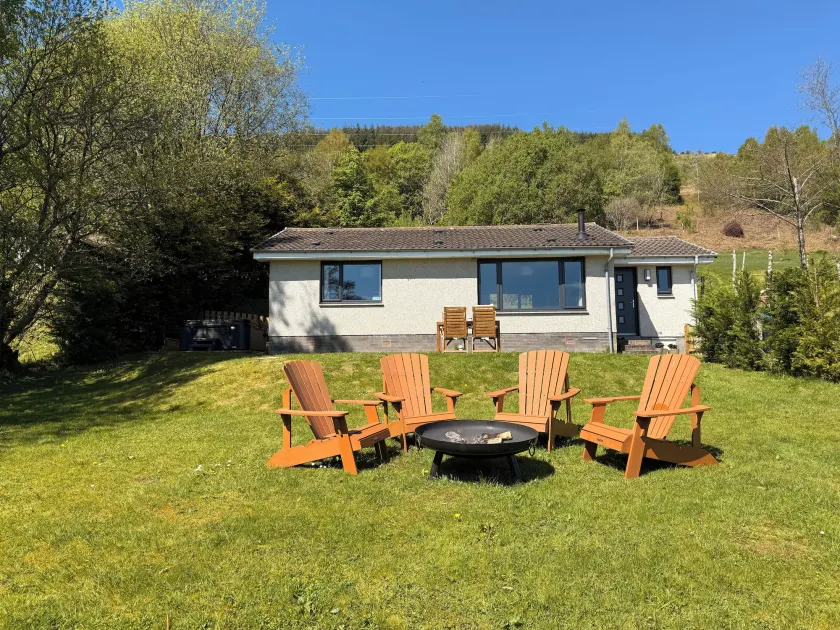 Cottage adapté aux familles avec jardin et jacuzzi | Avec animaux admis - Image 1