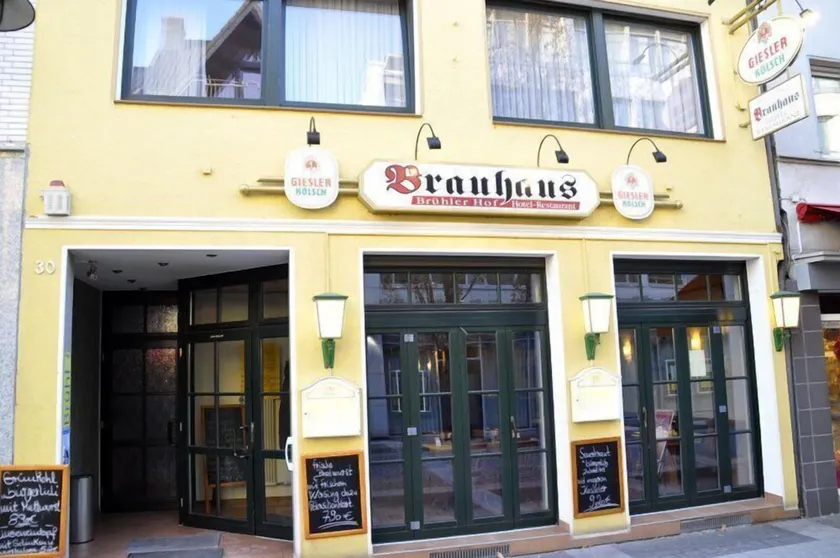 Hotel im Brühler Hof - Image 1