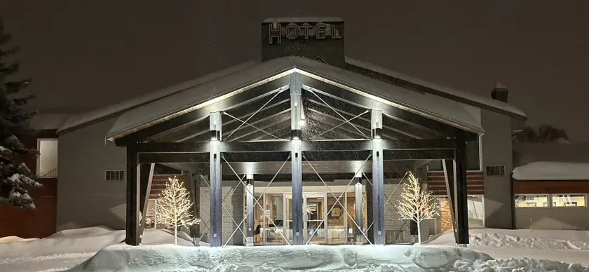 Hotel Baie Saint Paul - Image 1