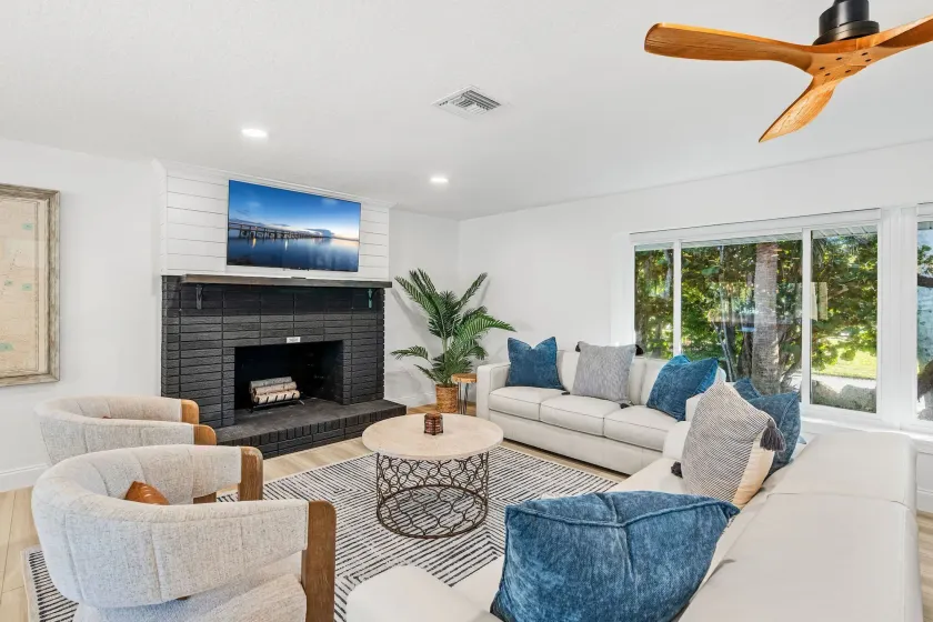 502 Colony Street - Image 1