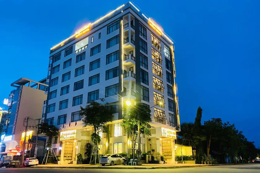 Kampot Sunny Hotel - Image 1