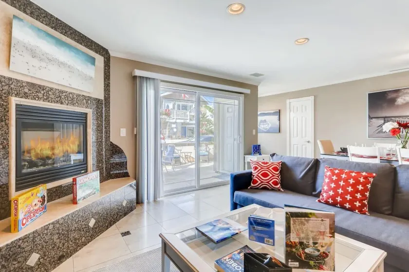 Amazing Family Friendly Newport Beach Home - 1 Block To Ocean (C2) - Image 1
