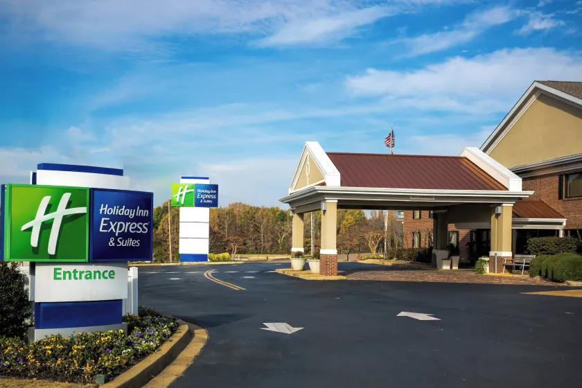 Holiday Inn Express Hotel And Suites Corinth By IHG - Image 1