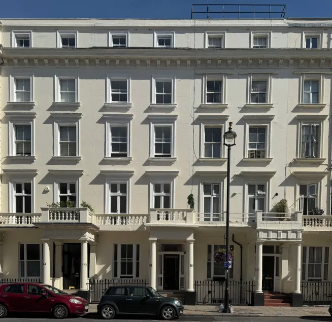 Sapphire hotel Victoria  - Image 1