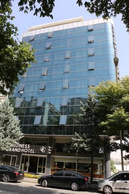 Business Grand Hotel - Image 1