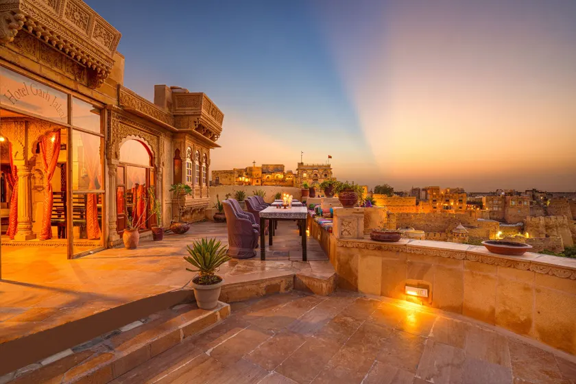 Hotel Garh Jaisal Haveli - Image 1