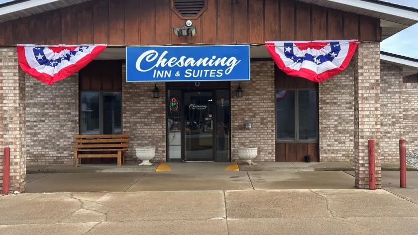 Chesaning INN & Suites - Image 1