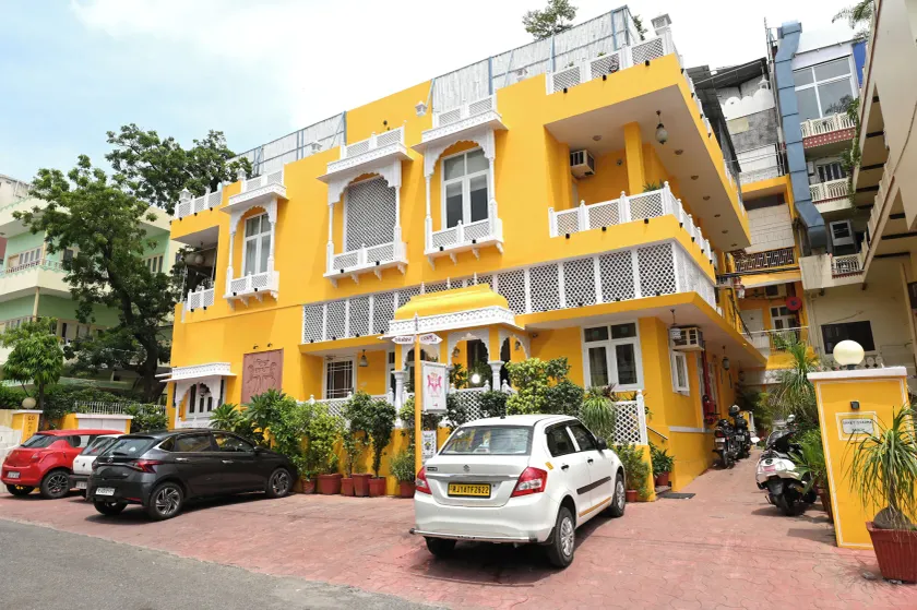 Chitra Katha - A Story Per Stay - Image 1