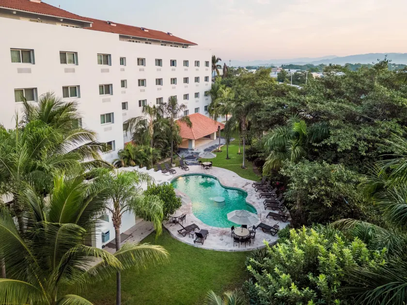 Comfort Inn Puerto Vallarta Golfside & Marina - Image 1