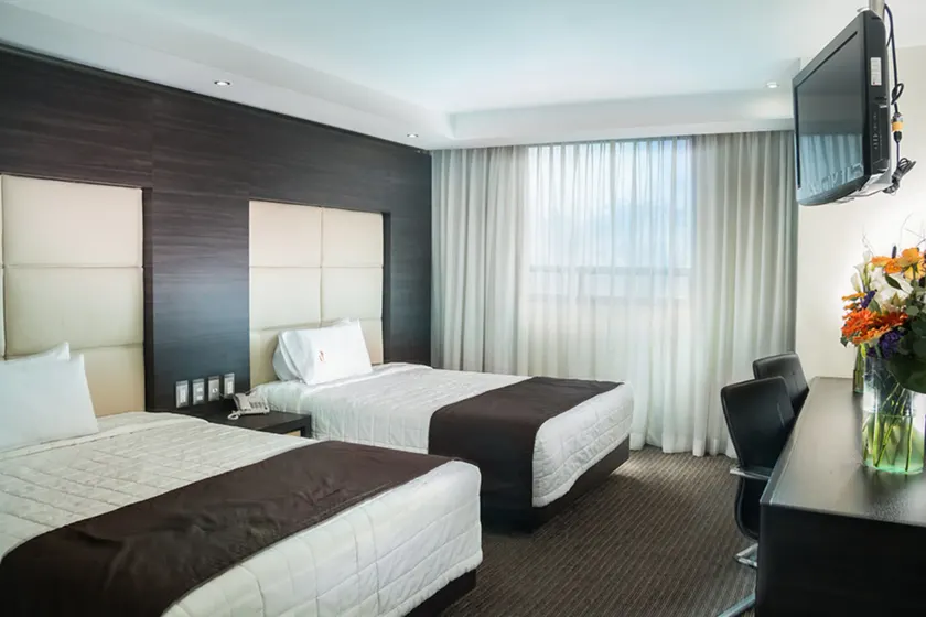 Hotel Astor - Image 1