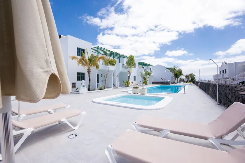Apartamentos Aloe - Image 1
