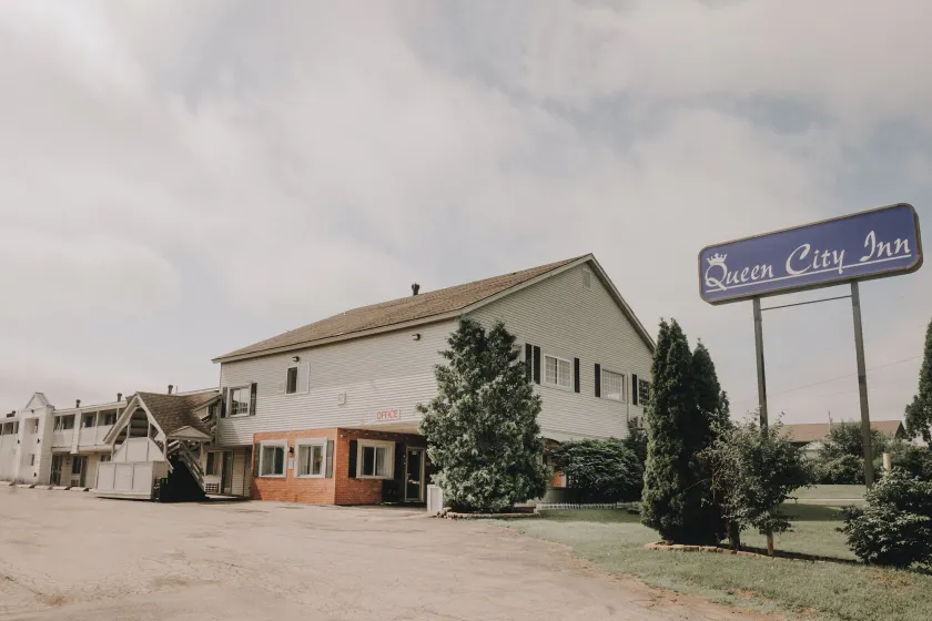 Queen City Inn - Image 1
