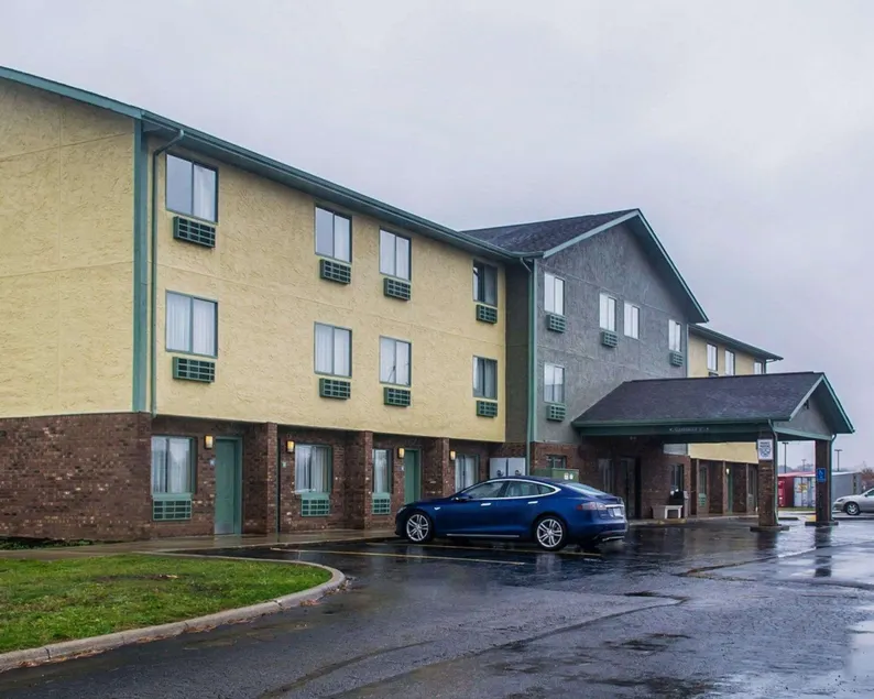 Quality Inn Streetsboro - Kent - Image 1