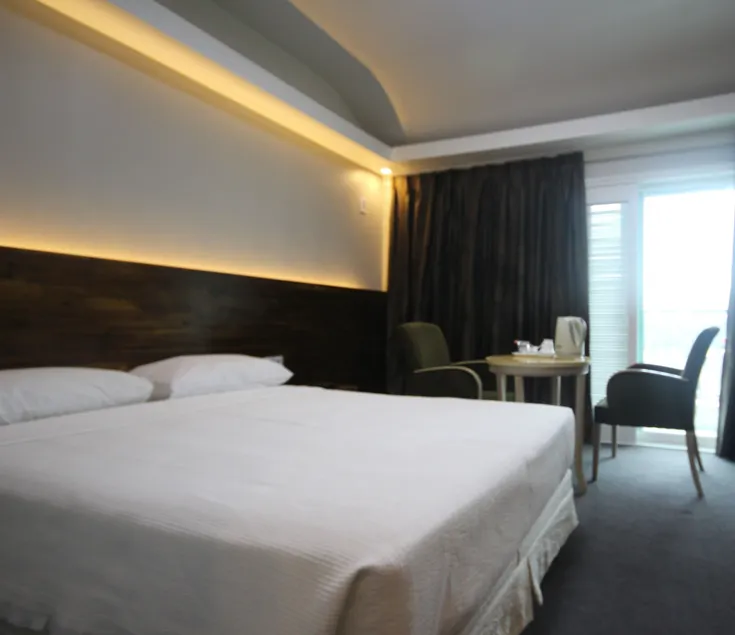 Hotel Ocean View - Image 1