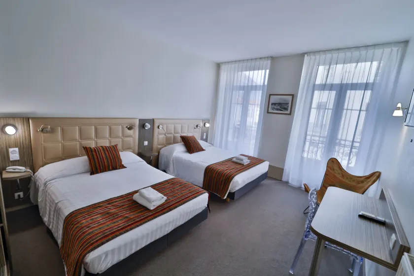 Hôtel de l'Europe Grenoble hyper-centre - Room