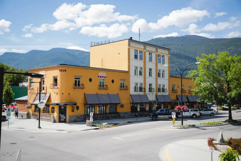 Adventure Hotel - Image 1