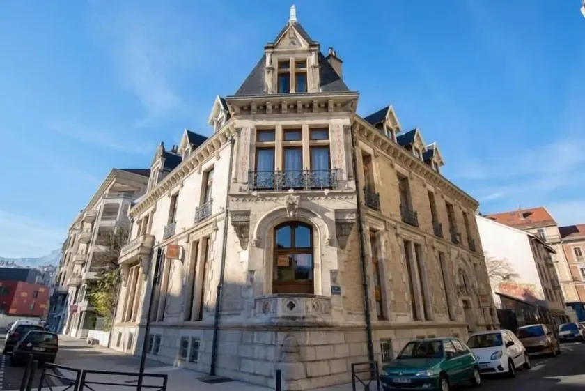 Hôtel Les Privilodges Grenoble - Image 1