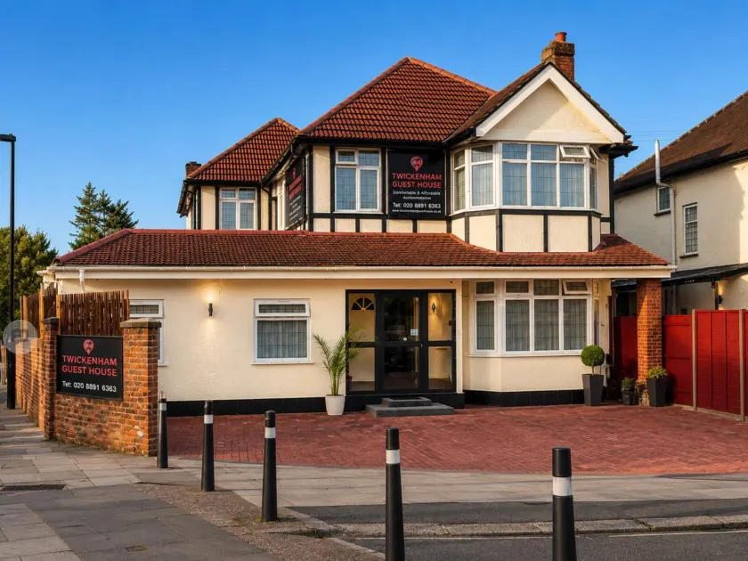 Twickenham Guest House - Image 1